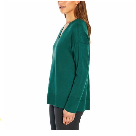 Banana Republic Women’s Merino Green V Neck Sweater New - Picture 3 of 5